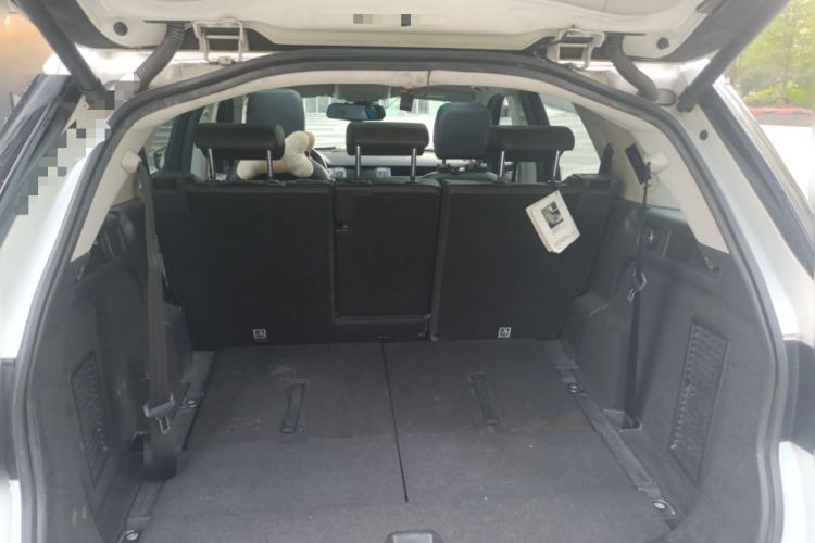 Used Land Rover Discovery Sport 2016 2.0T HSE Trunk