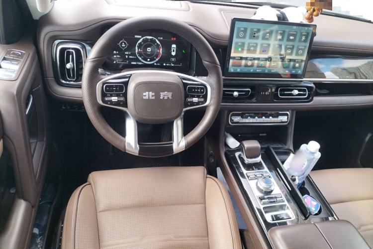 Used BAIC Off-Road BJ60 2023 2.0T Qianli Edition Five Seats
