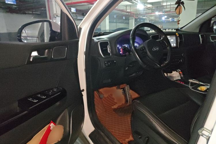 Used Kia KX5 2016 1.6T Automatic Two-Wheel Drive DLX
