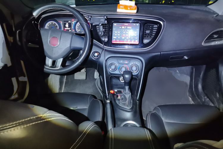 Used Fiat Ottimo 2014 1.4T Automatic Comfort Edition Center Console