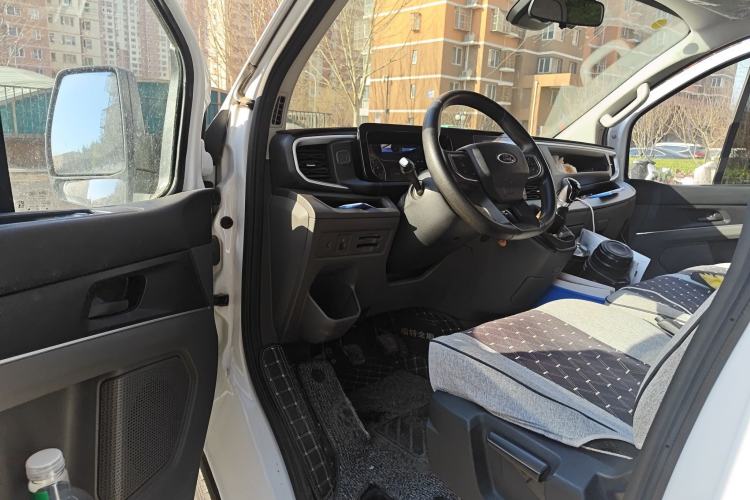 Used Ford Transit 2023 2.0T Gasoline Manual-Transmission Multi-Purpose Commercial Vehicle Mid-Drive Mid-Roof 5/6 Seats Driver Seat