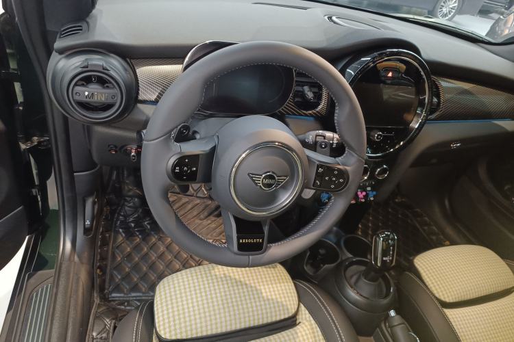 Used MINI MINI 2023 2.0T COOPER S Obsession Edition