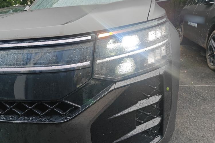 Used Volkswagen Teramont 2025 Tiguan Pro 450TSI Four-Wheel Drive Summit Edition
