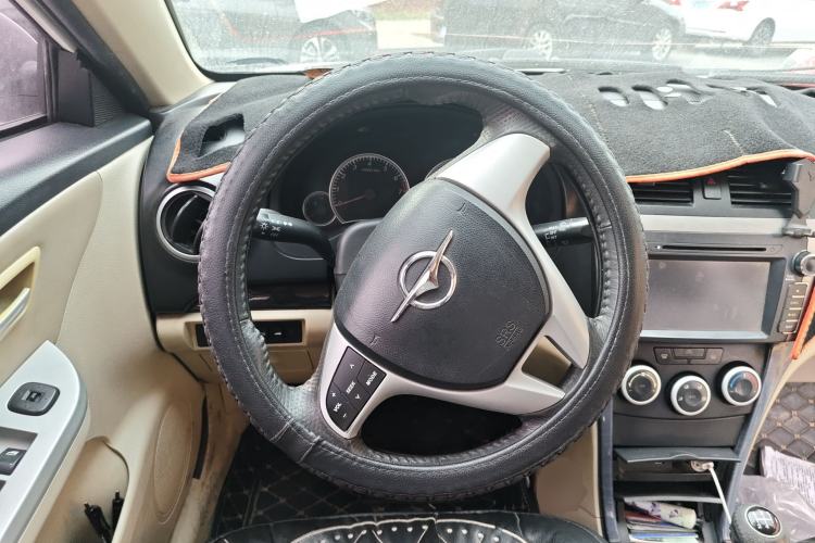 Used Haima Fumei 2013 Sedan 1.6L Manual Elite Edition Steering Wheel