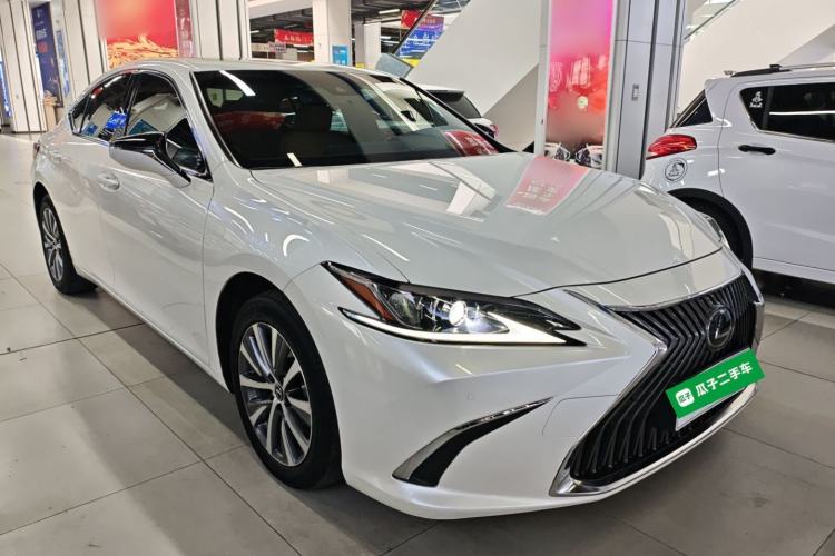 Used Lexus ES 2020 260 Excellence Edition