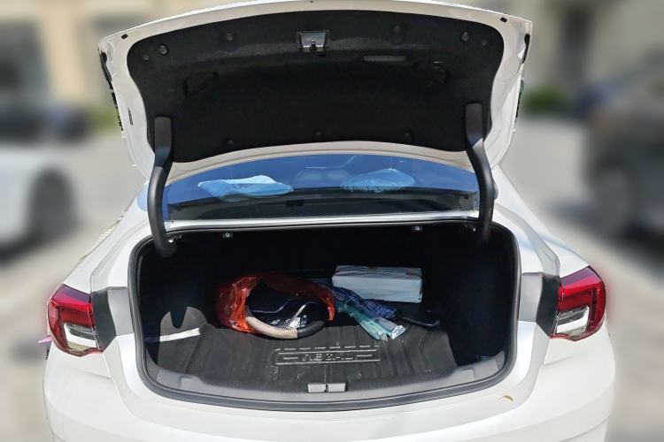 Used Buick Regal 2025 Model 25T Ultra-Enjoyment Edition