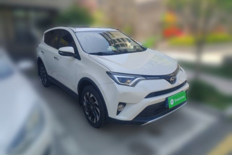 Used Toyota RAV4 2018 2.5L Automatic 4x4 Elite i Edition Front Right 45 Deg