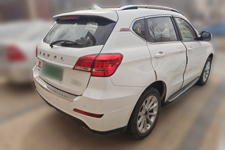 Used Haval H2 2016 Red-Label 1.5T Manual Two-Wheel Drive Luxury Model