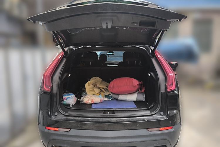 Used Cadillac XT4 2018 28T Two-Wheel Drive Tech Version