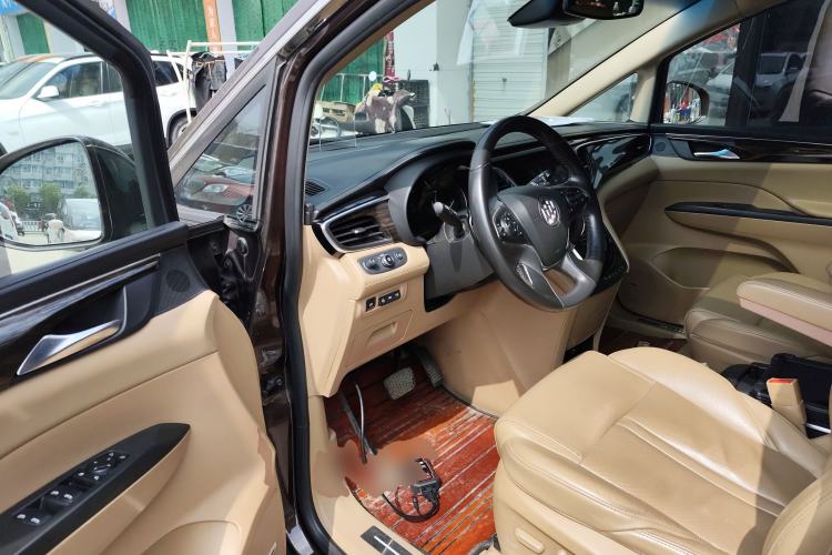 Used Buick GL8 2017 ES 28T Flagship Model China V Standard
