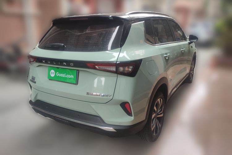 Used Wuling Asta 2022 2.0L DHT Electric-Speed Version
