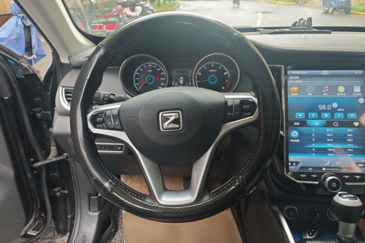 Used Zotye SR7 2017 1.5T CVT Cube Dream Edition Steering Wheel