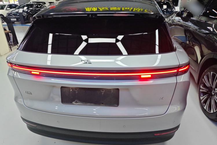 Used Li Auto i6 2025 Model Two-Wheel-Drive Standard Type