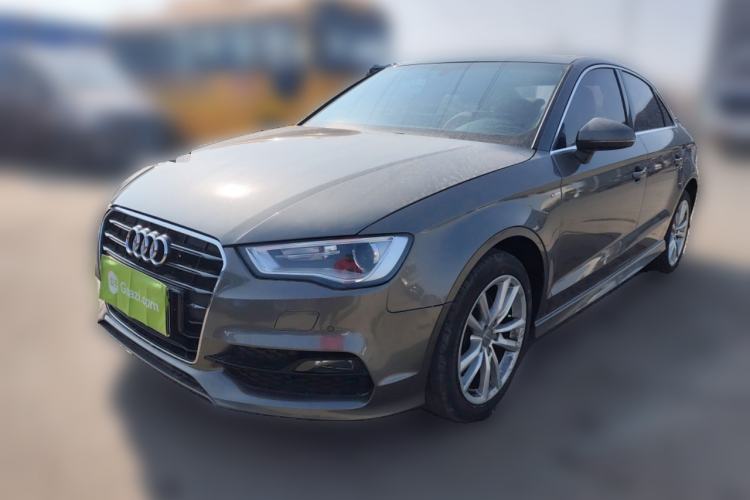 Used Audi A3 2014 Limousine 40 TFSI S line Comfort Model