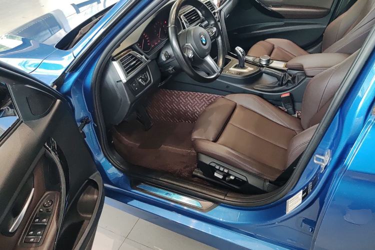 Used BMW 3 Series 2018 320Li Leading Model M Sport Package
