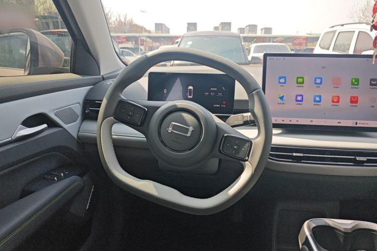 Used Bestune Yueyi 03 2025 565km Premium Edition Steering Wheel