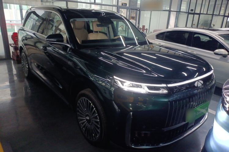 Used Chery T11 2026 Model 220 All-Wheel Drive Family Fun Edition Exterior 1