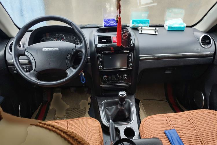 Used Haval H5 Classic 2015 2.0T Manual Two-Wheel Drive Elite Version
