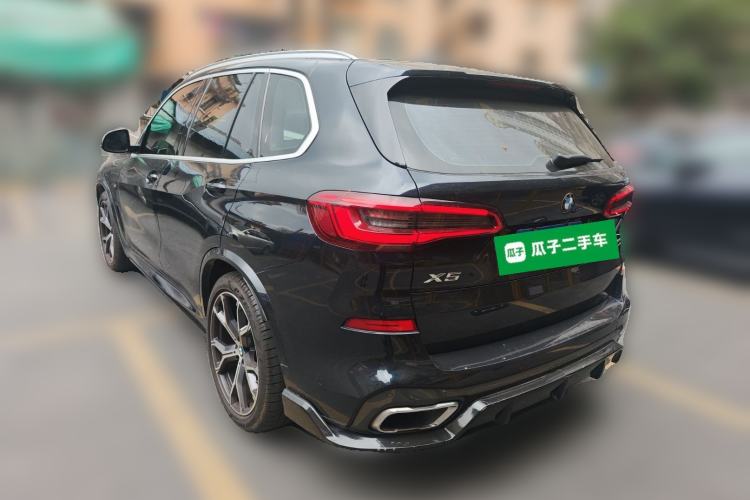 Used BMW X5 2019 xDrive40i Luxury Model with M Sport Package