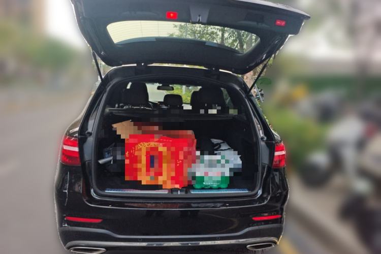 Used Mercedes-Benz GLC 2017 GLC 260 4MATIC Dynamic Edition Trunk