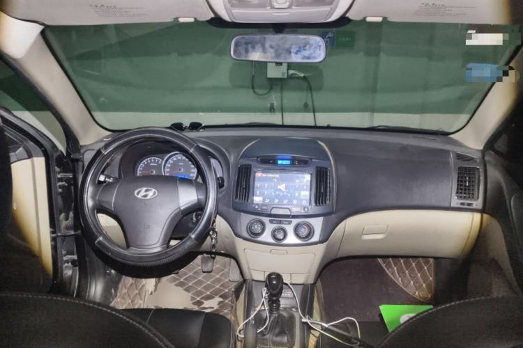 Used Hyundai Celesta 2011 1.6L Manual Luxury Model
