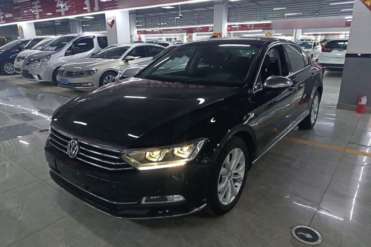 Used Volkswagen Magotan 2018 Facelift 330TSI DSG Luxury Model