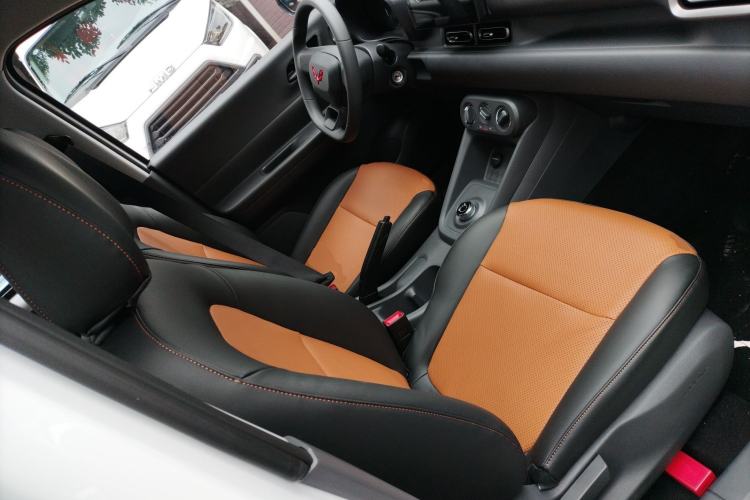 Used Wuling Hongguang New Energy 2025 Extended-Range Hybrid 50 km Utility Version