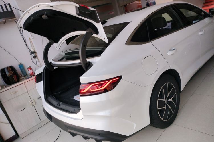 Used BYD Qin L 2025 DM-i Smart Drive 120KM Superior Model
