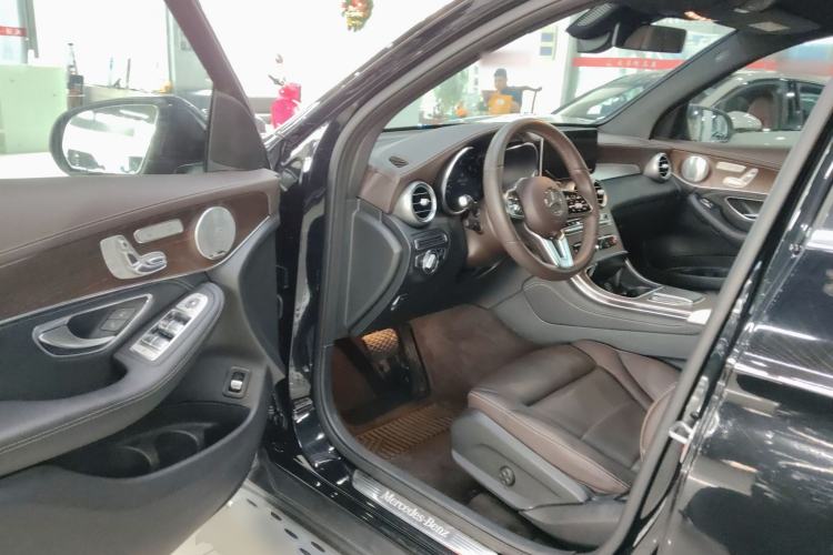 Used Mercedes-Benz GLC 2020 GLC 300 L 4MATIC Dynamic Edition