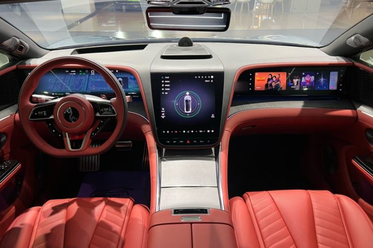 Used Yangwang U7 2025 EV Five-Seat Luxury Edition