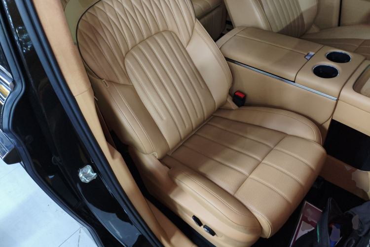 Used VOYAH Dream 2025 PHEV Four-Wheel-Drive Flagship Kunpeng Edition