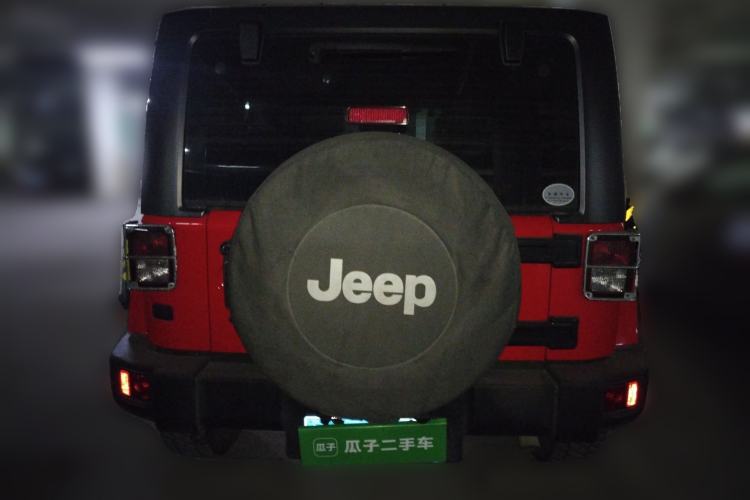 Used Jeep Wrangler 2015 3.0L Sahara Four-Door Comfort Edition
