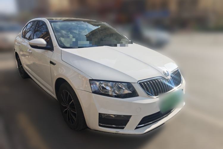 Used Skoda Octavia 2017 1.6L Manual Smart Drive Edition