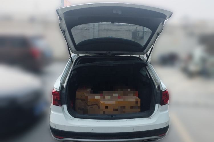 Used Volkswagen C-TREK 2017 230TSI DSG Comfort Version Trunk