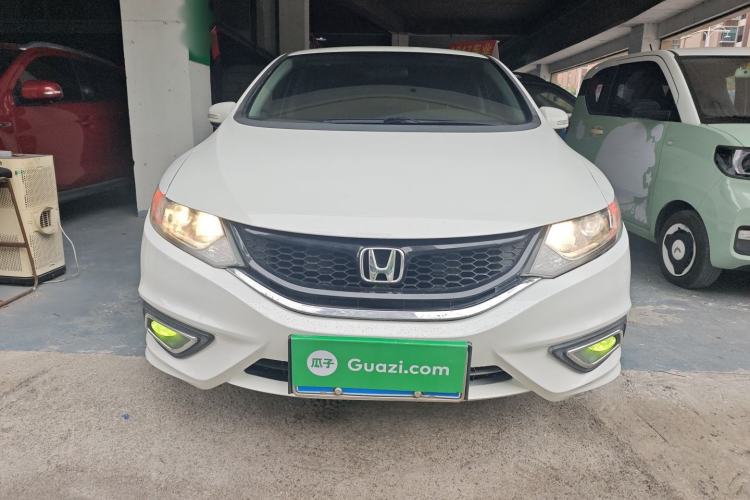 Used Honda Jade 2013 1.8L automatic Comfort version 5 seats