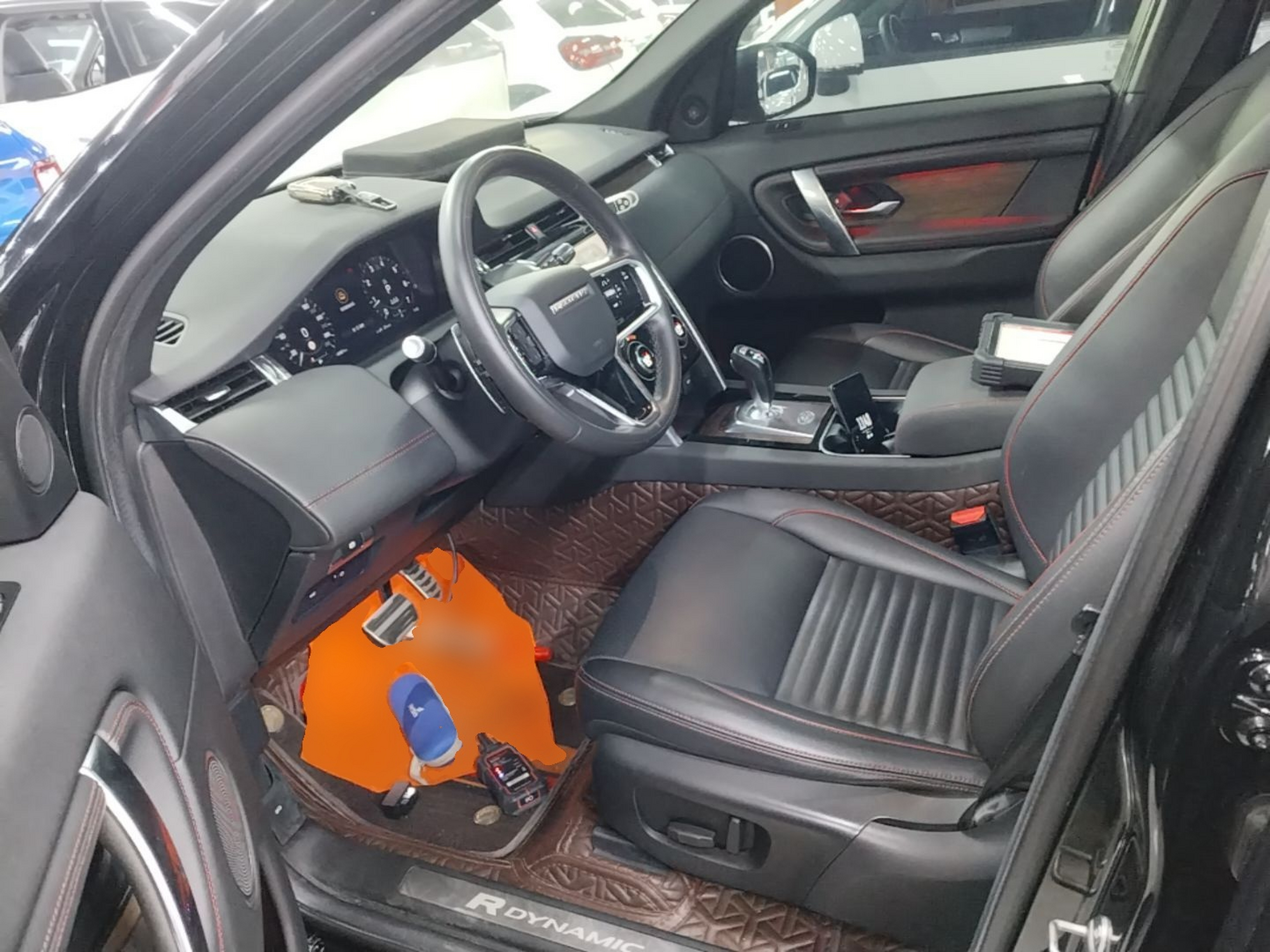 Interior delantero