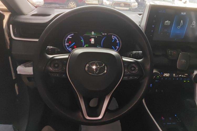 Used Toyota RAV4 2020 Dual-Engine 2.5L E-CVT Two-Wheel Drive Elite Edition Steering Wheel