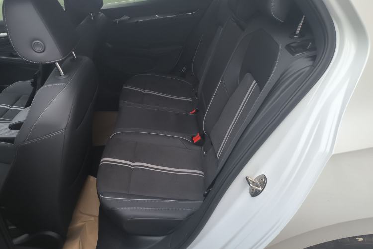 Used Volkswagen Golf 2023 280TSI DSG R-Line Lite
