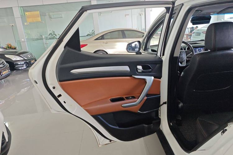 Used JAC Refine S3 2014 1.5L CVT Luxury Version