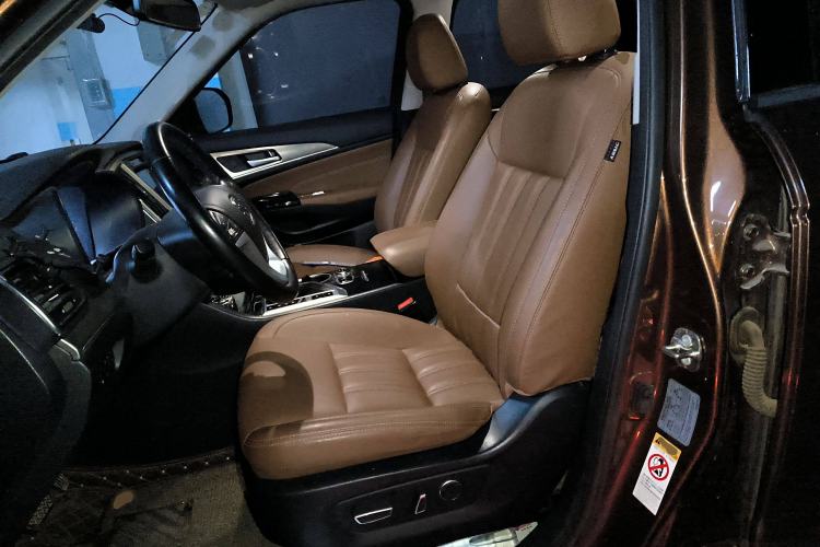 Used CHANGAN CS95 2017 2.0T Two-Wheel Drive Zhitu Edition