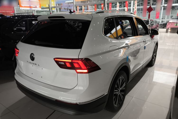 Used Volkswagen Tiguan L 2021 330TSI Automatic Two-Wheel Drive Smart Edition
