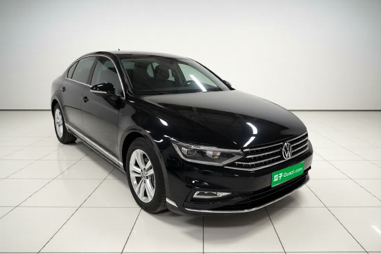 Used Volkswagen Magotan 2023 2 Million Units Limited-Edition 280TSI DSG Comfort Version
