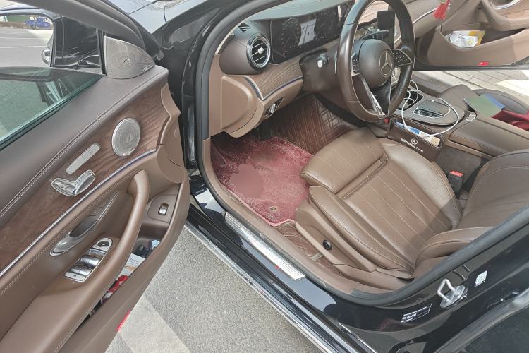 Used Mercedes-Benz E-Class 2023 Facelift E 260 L