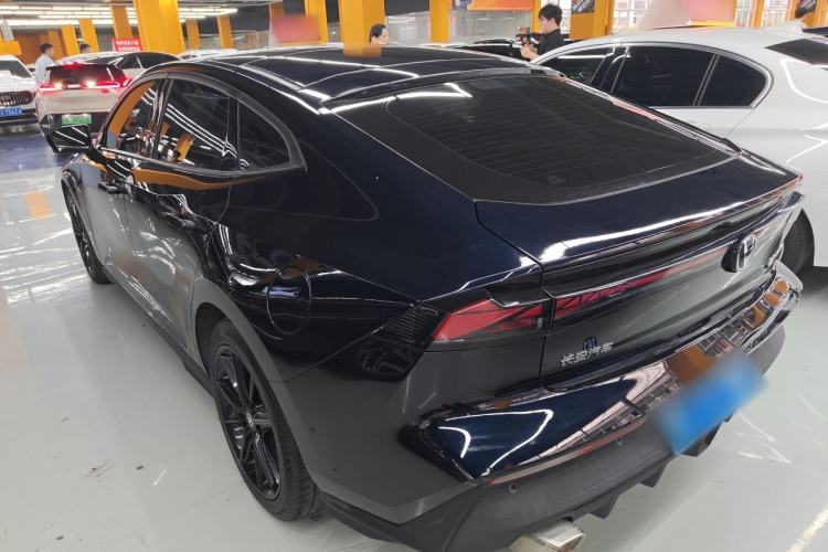 Used CHANGAN UNI-V 2023 1.5T Prestige Model Exterior 2