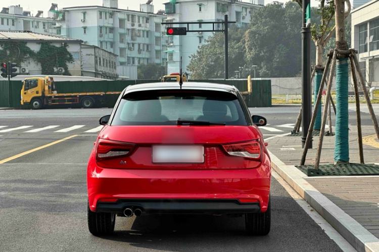 Used Audi A1 2016 30 TFSI Sportback Design Fashion Edition
