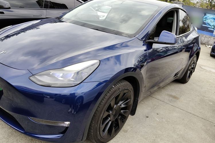Used Tesla Model Y 2021 Long-Range All-Wheel-Drive Version 3D7