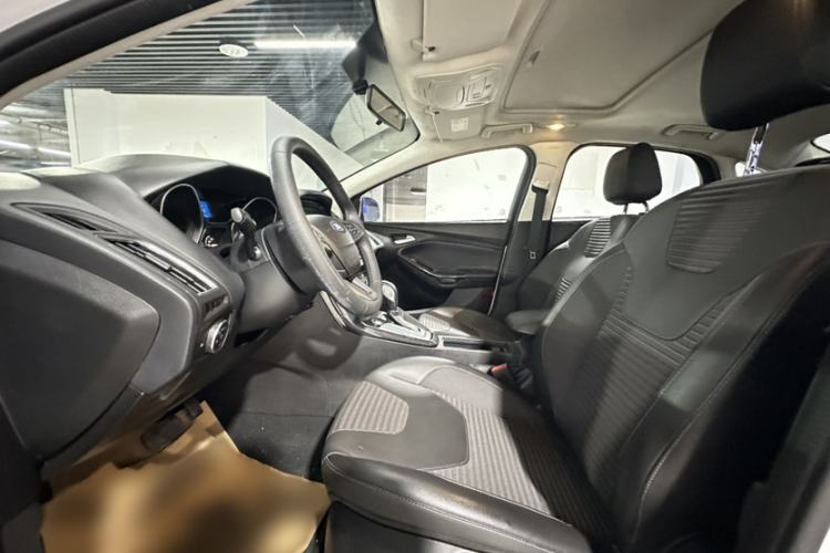 Used Ford Focus 2017 Sedan 1.6L Automatic Fashion Edition Smart Drive Version