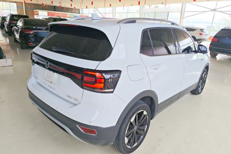 Used Volkswagen Tacqua 2020 280TSI DSG EnjoyPro Rear Right 45 Deg