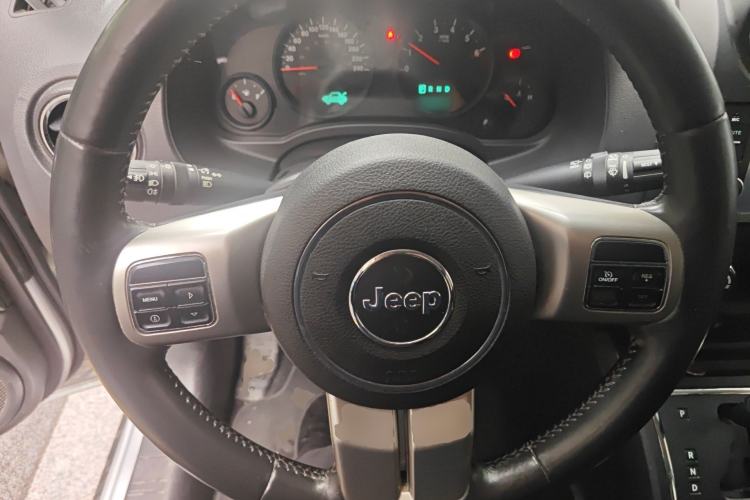 Used Jeep Compass 2011 2.4L Four-wheel Drive Classic Upgrade Edition