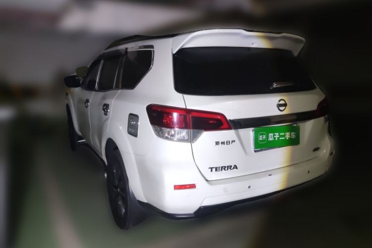 Used Nissan Terra 2018 2.5L Automatic 4x4 Luxury Edition